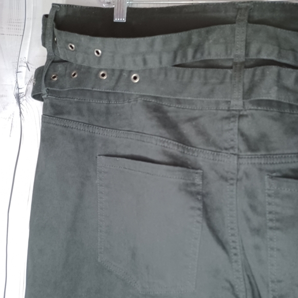 Love Revival Women's Black Pants - Picture 10 of 12